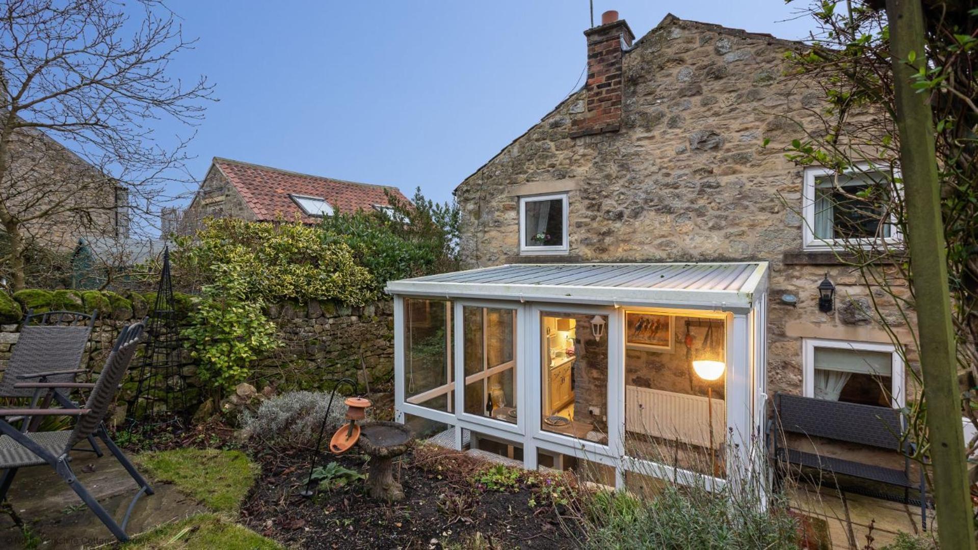 Picturesque Stone Cottage In The Heart Of North Yorkshire Village - Hideaway Cottage المظهر الخارجي الصورة
