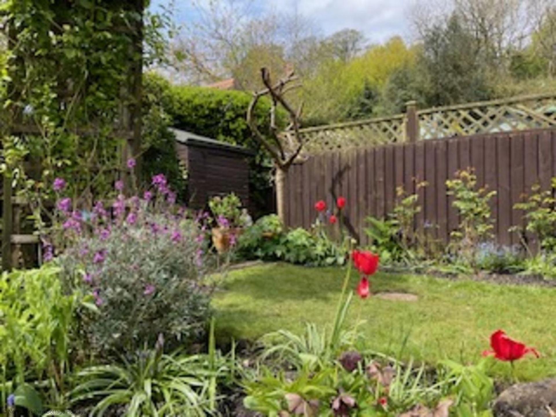 Picturesque Stone Cottage In The Heart Of North Yorkshire Village - Hideaway Cottage المظهر الخارجي الصورة